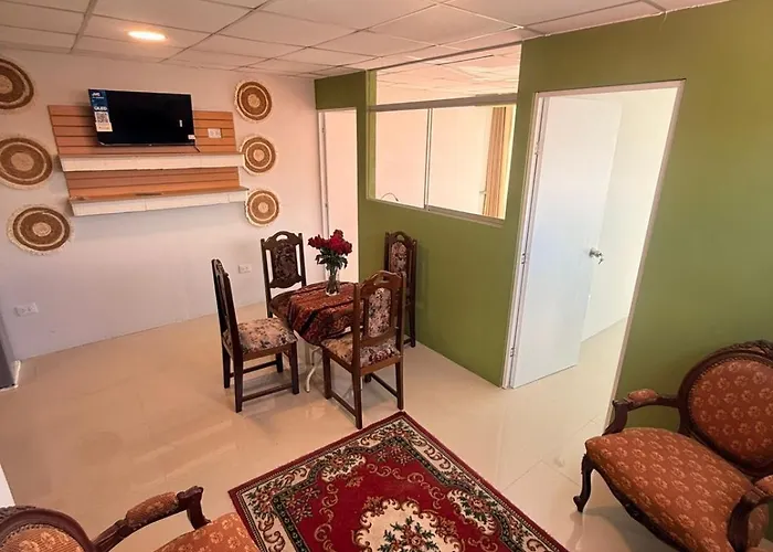 Modern 2br Loft2 Views Elevator Sleeps 4